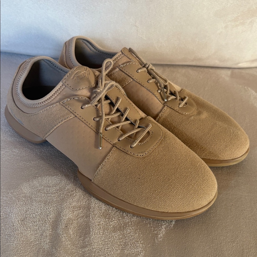 Fuego Latte Split-sole Dance Sneaker - Picture 4 of 11